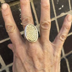Ring Silber mit Ornamentoval Gold 585 und 750