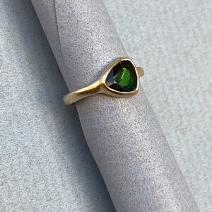 Ring aus Gelbgold 750, grüner Turmalin facettiert
